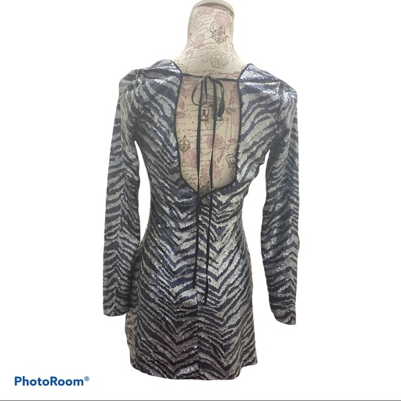 URBAN OUTFITTERS Zebra Sequin Mini Dress Navy Blue S/P - Picture 8 of 17